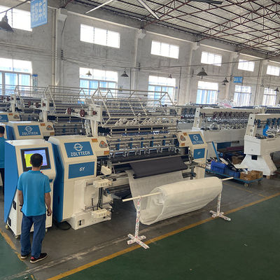 Skomputeryzowany system pikowania Automatyczna maszyna do pikowania materaca 60-130 m / H 4,5KW Ruch osi X 304,8 mm